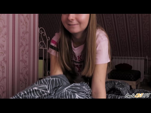 ❤️ Blondie xucla profundament la seva millor amiga i es fa semen a la boca ❤ Fota al ca.tuberxxx.ru ❌️❤